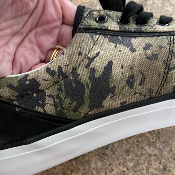 NWT Hurley Kayo Lace Up Sneakers Shoe Camo and Black Men’s 10.5 M - Picture 13 of 15